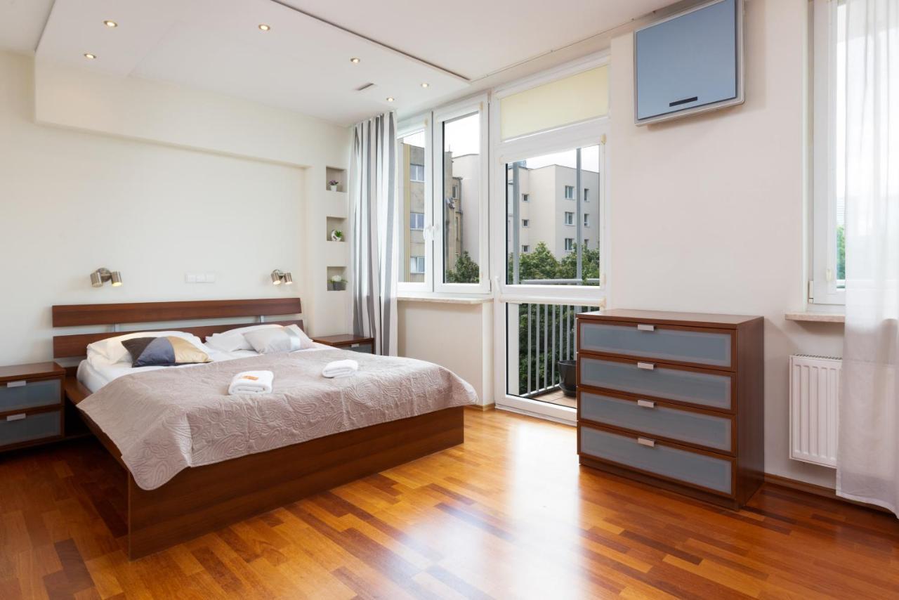 Niecala Renters Warszawa