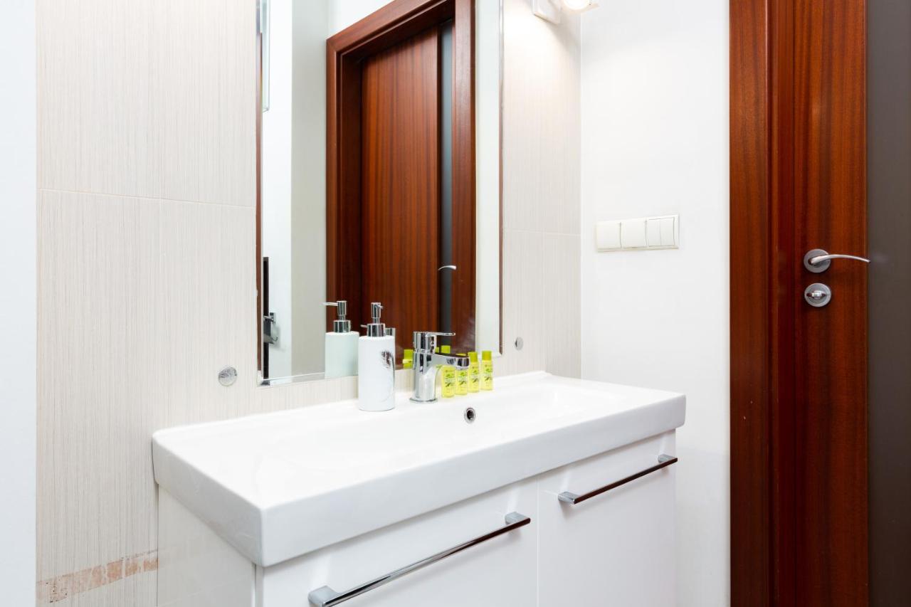 Niecala Renters Leilighet Warszawa